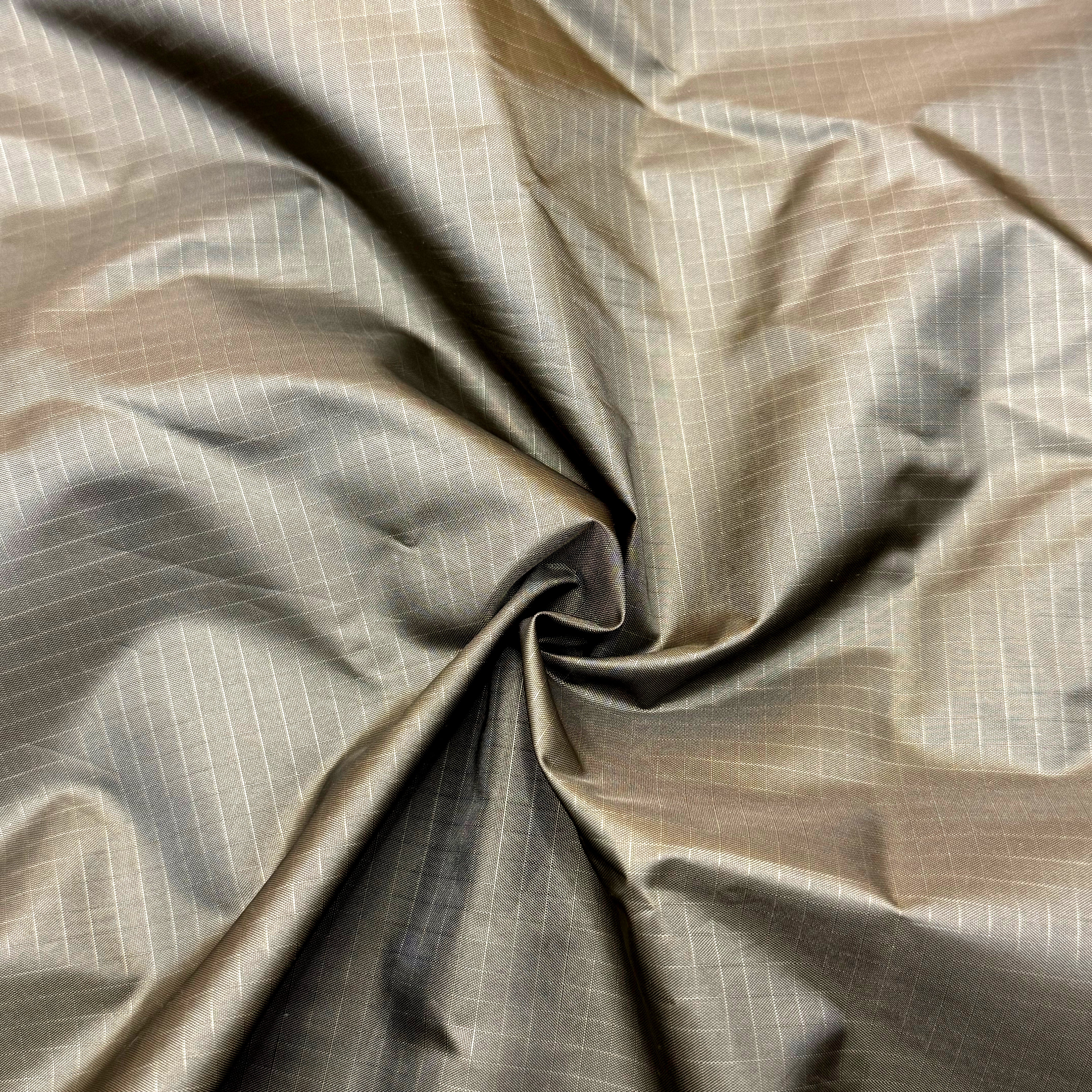 75D Midweight Flame Retardant Polyester Taffeta Fabric for Tent