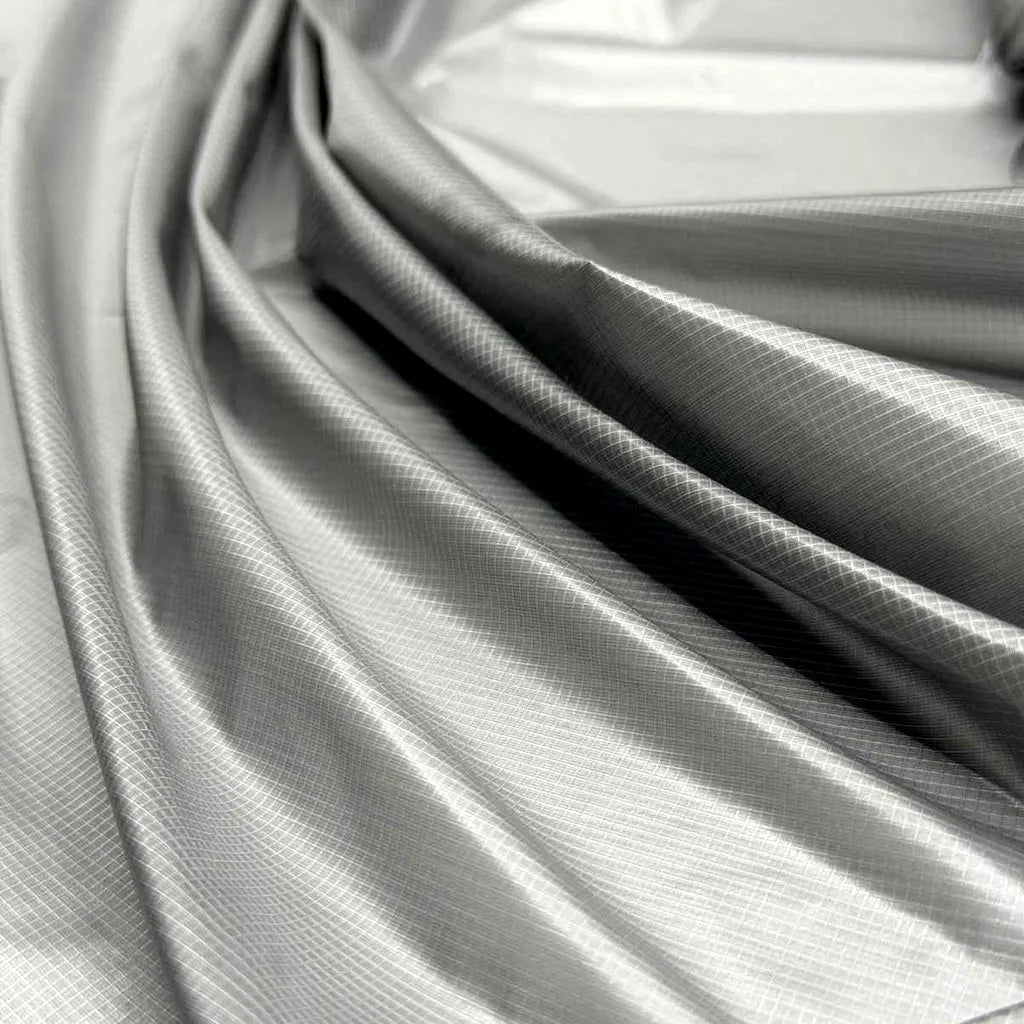 10D Shiny Nylon Ripstop – Ultra-Light, High-Gloss Performance Fabric